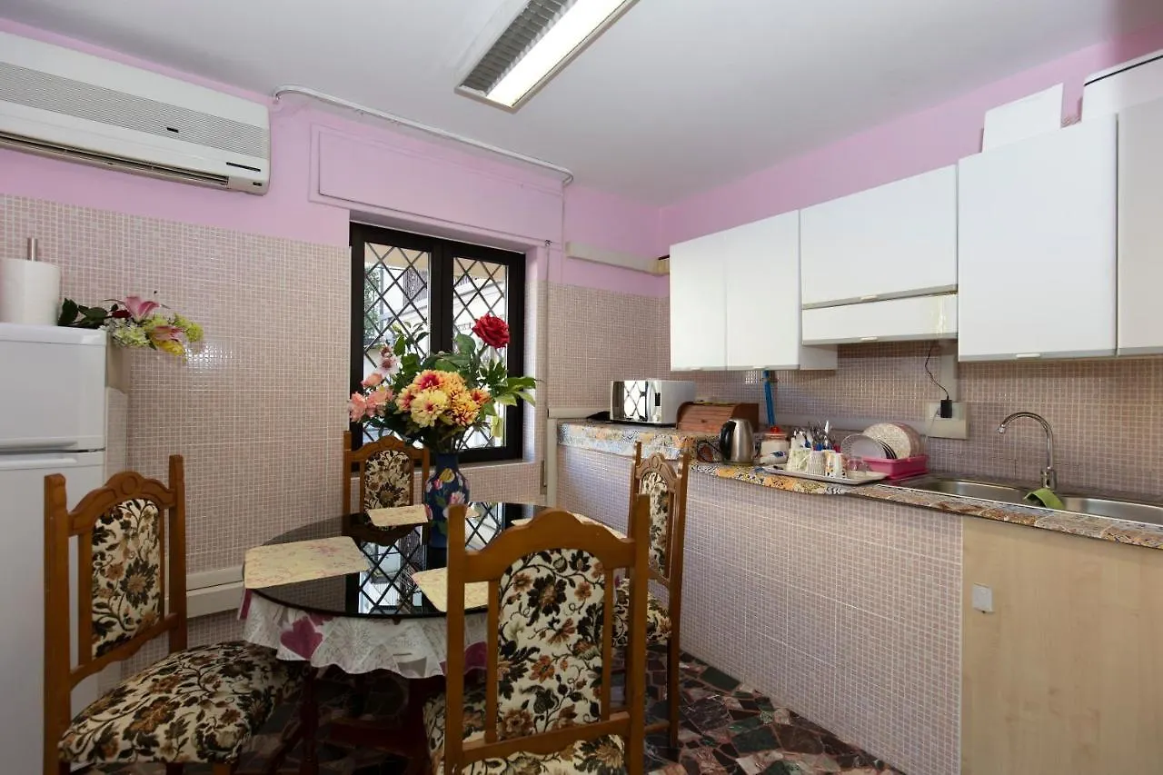 Venice Heaven Mestre 5*,